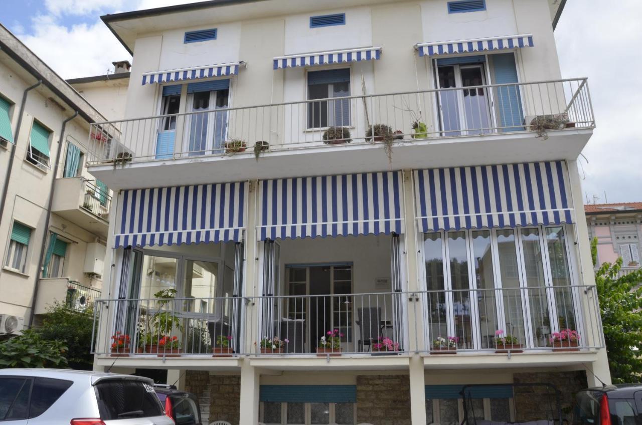 Affittacamere La Zattera Lido di Camaiore Exterior photo